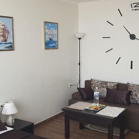 7 Days Apartments Апартаменты В Затоке Zatoka Exterior foto