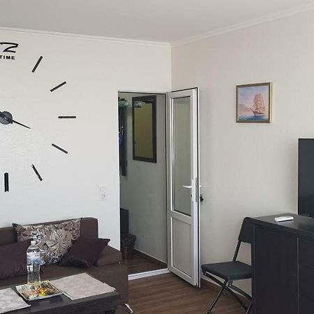 7 Days Apartments Апартаменты В Затоке Zatoka Exterior foto